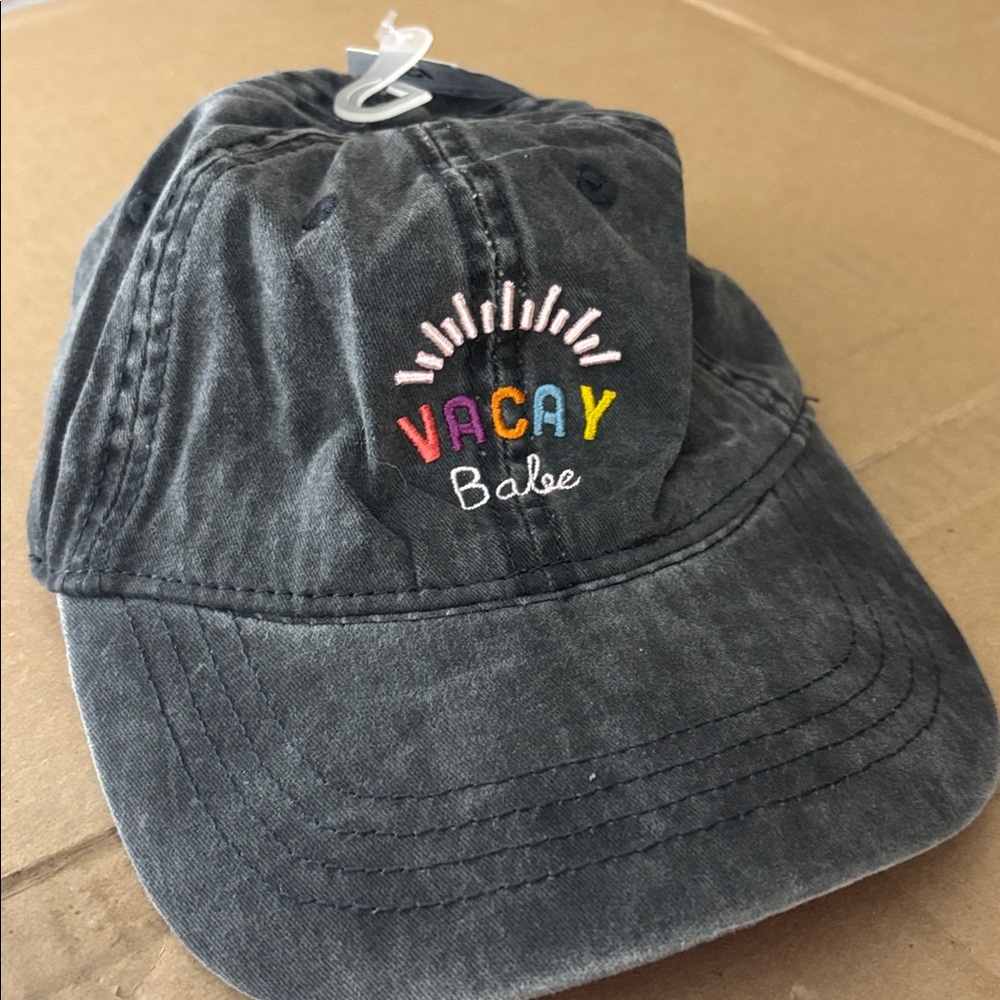 Vacay Babe Hat NWT OSFM Vacation Summer Cruise Beach Acidwash Gray Pink